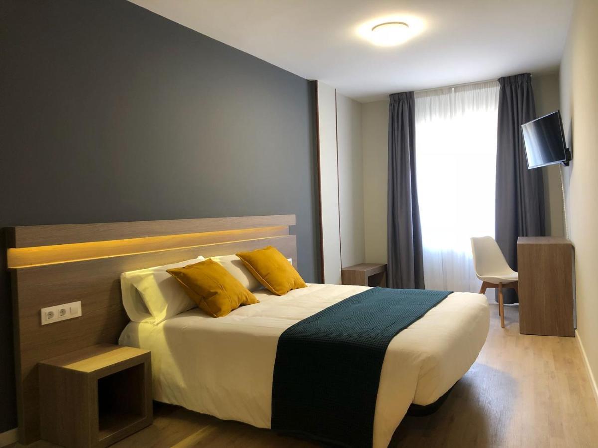 Hotel Alda Estacion 庞特维德拉 外观 照片