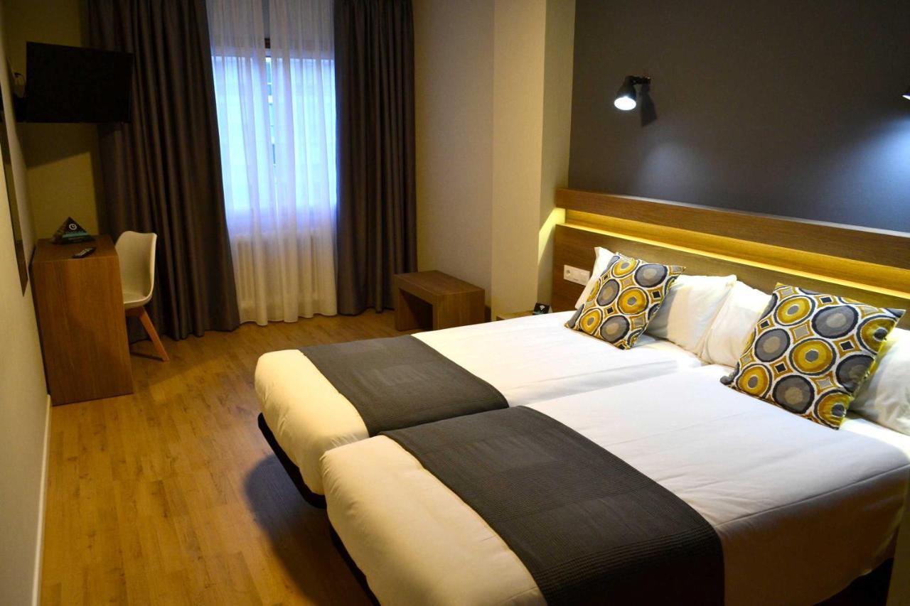 Hotel Alda Estacion 庞特维德拉 外观 照片