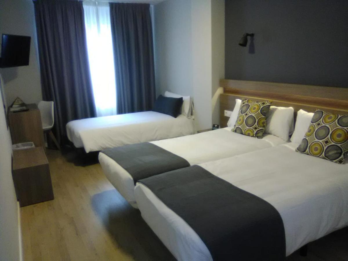 Hotel Alda Estacion 庞特维德拉 外观 照片