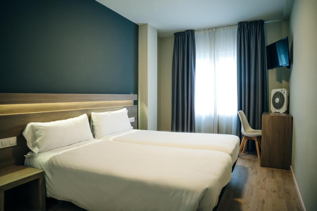 Hotel Alda Estacion 庞特维德拉 外观 照片
