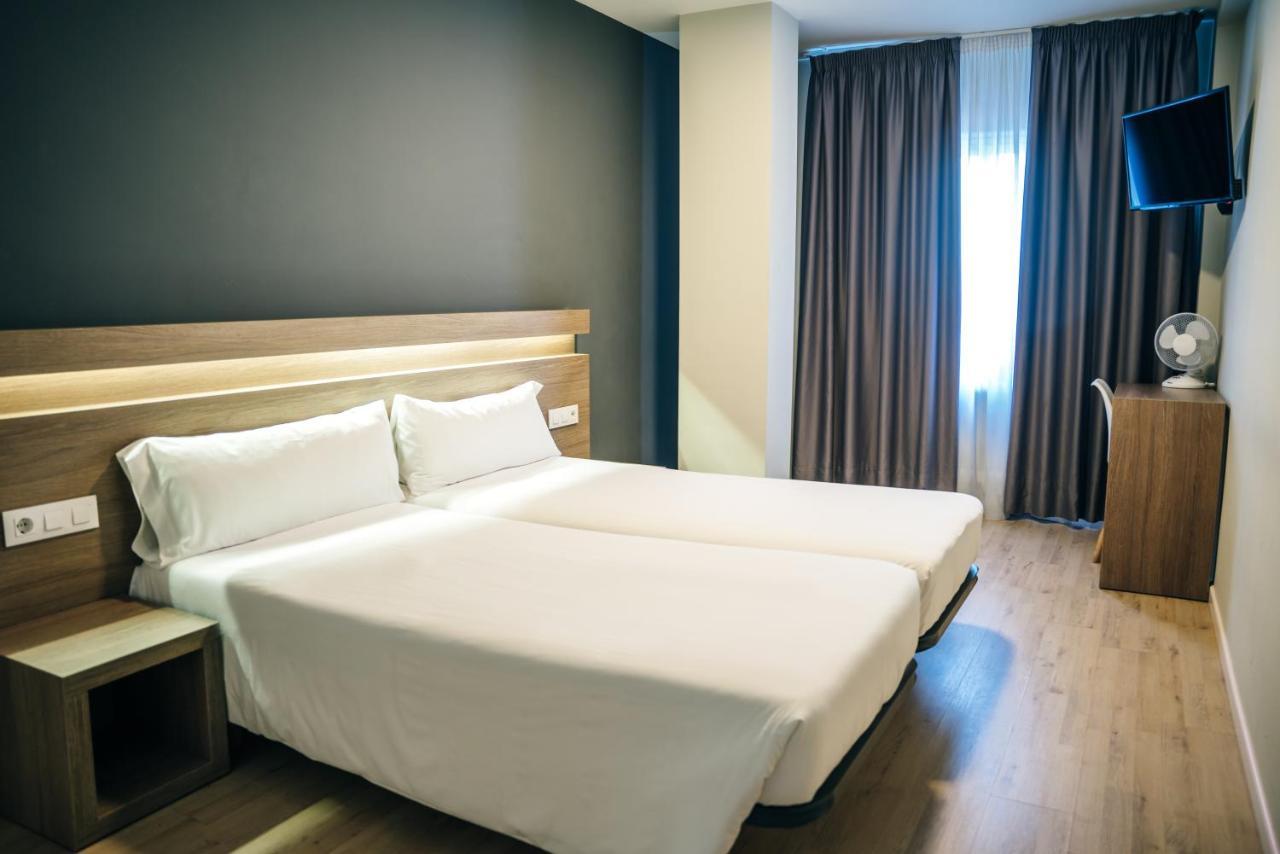 Hotel Alda Estacion 庞特维德拉 外观 照片